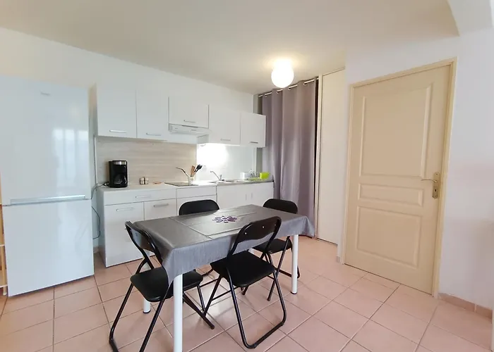 Detente En Provence *